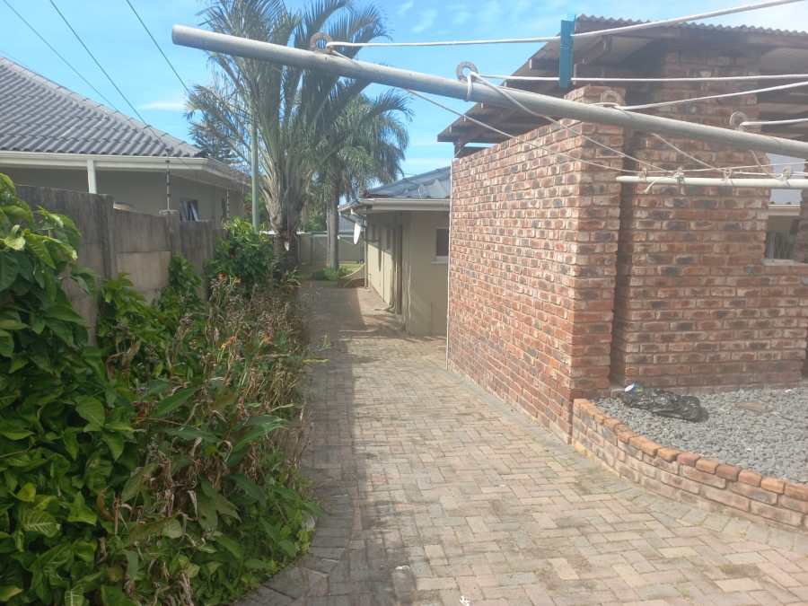 3 Bedroom Property for Sale in Gonubie Eastern Cape